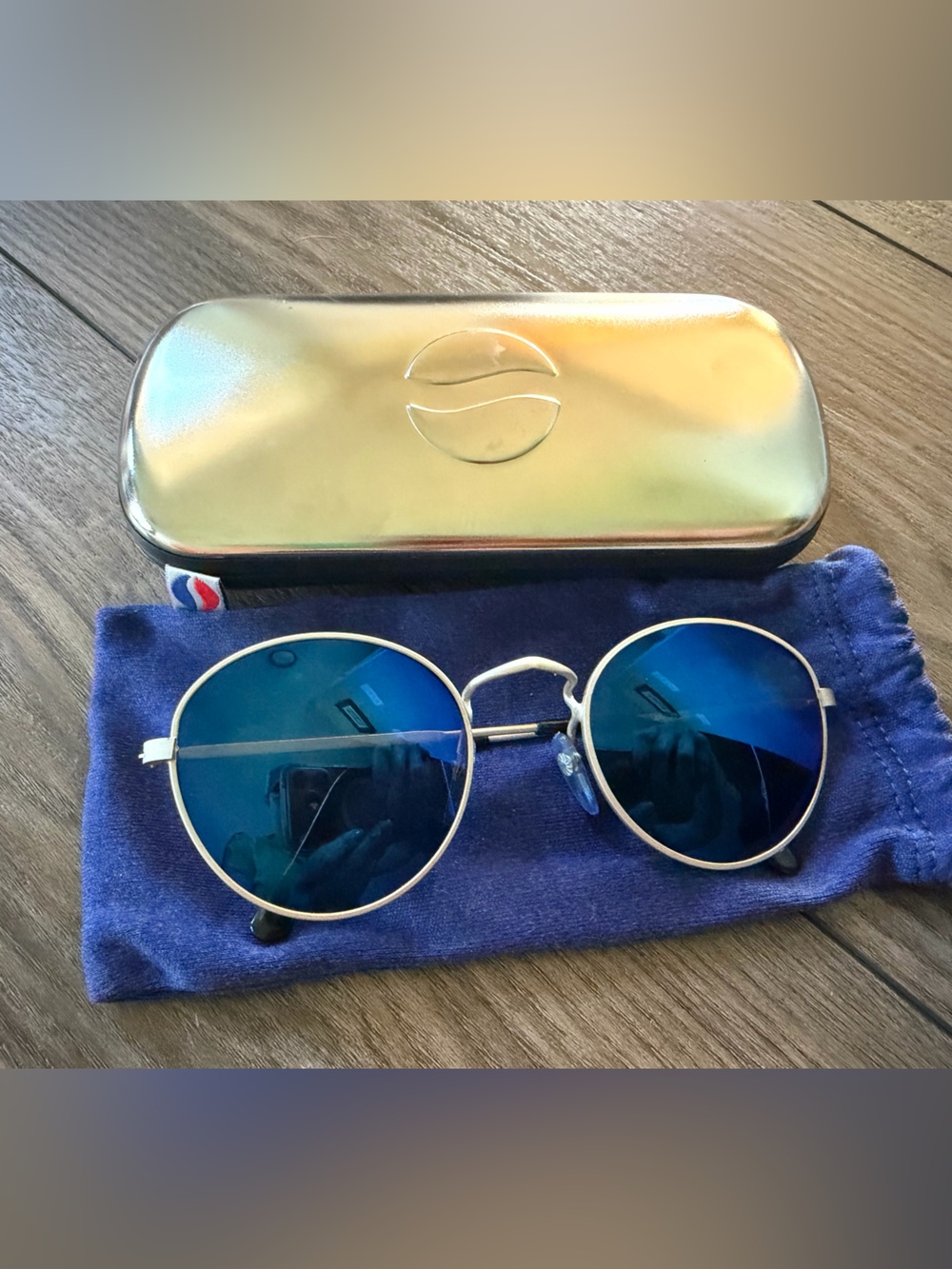 Retro PEPSI Round Blue Lens Sunglasses with Silver Frame